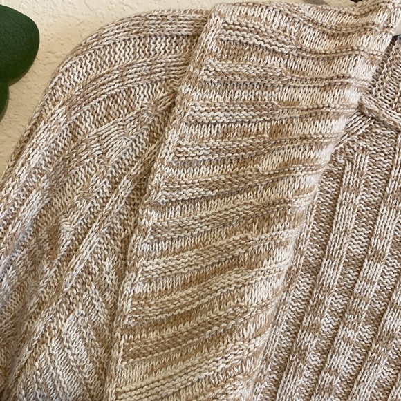 SOLD❣️❣️Vintage Y2K Tan Long Open Waterfall Ruffled Knit Cardigan✨ - Picture 4 of 6